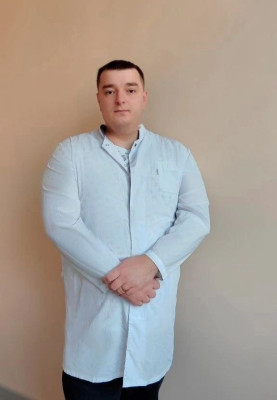 Заведующий инфекционным отделением для взрослых Шуляков Игорь Николаевич
