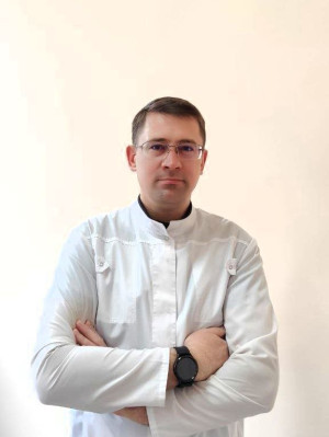 Заведующий отоларингологическим отделением Бараков Вячеслав Николаевич